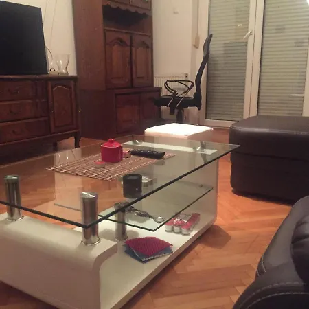 Apartman Zora Apartment *